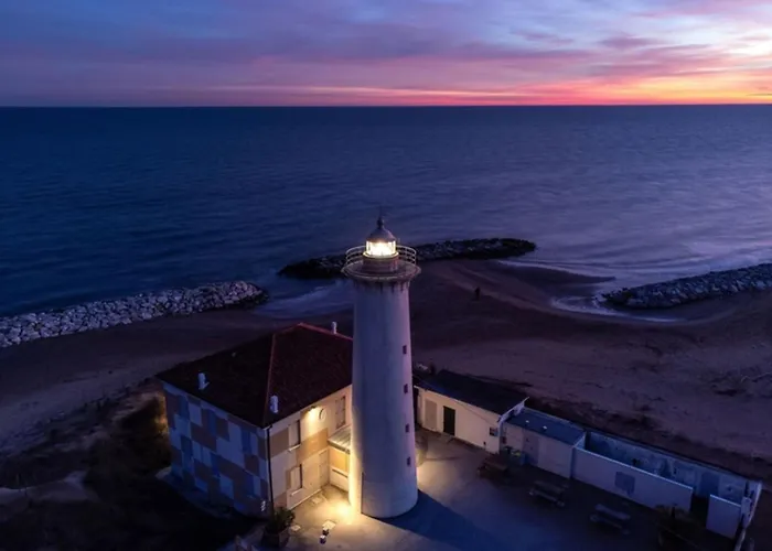 Апартаменты Bright 50mt From The Sea